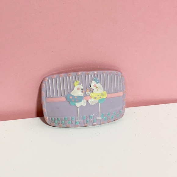 Vintage Accessories - Vintage retro kitsch 80s pastel animal hair clip